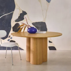 Ronde eettafel van rubberhout en eikenfineer voor 4 personen