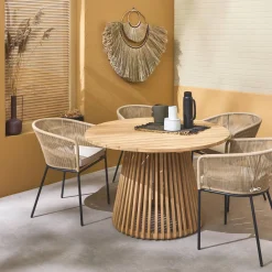 Ronde houten eettafel, binnen/buiten + 4 touw en stalen armstoelen