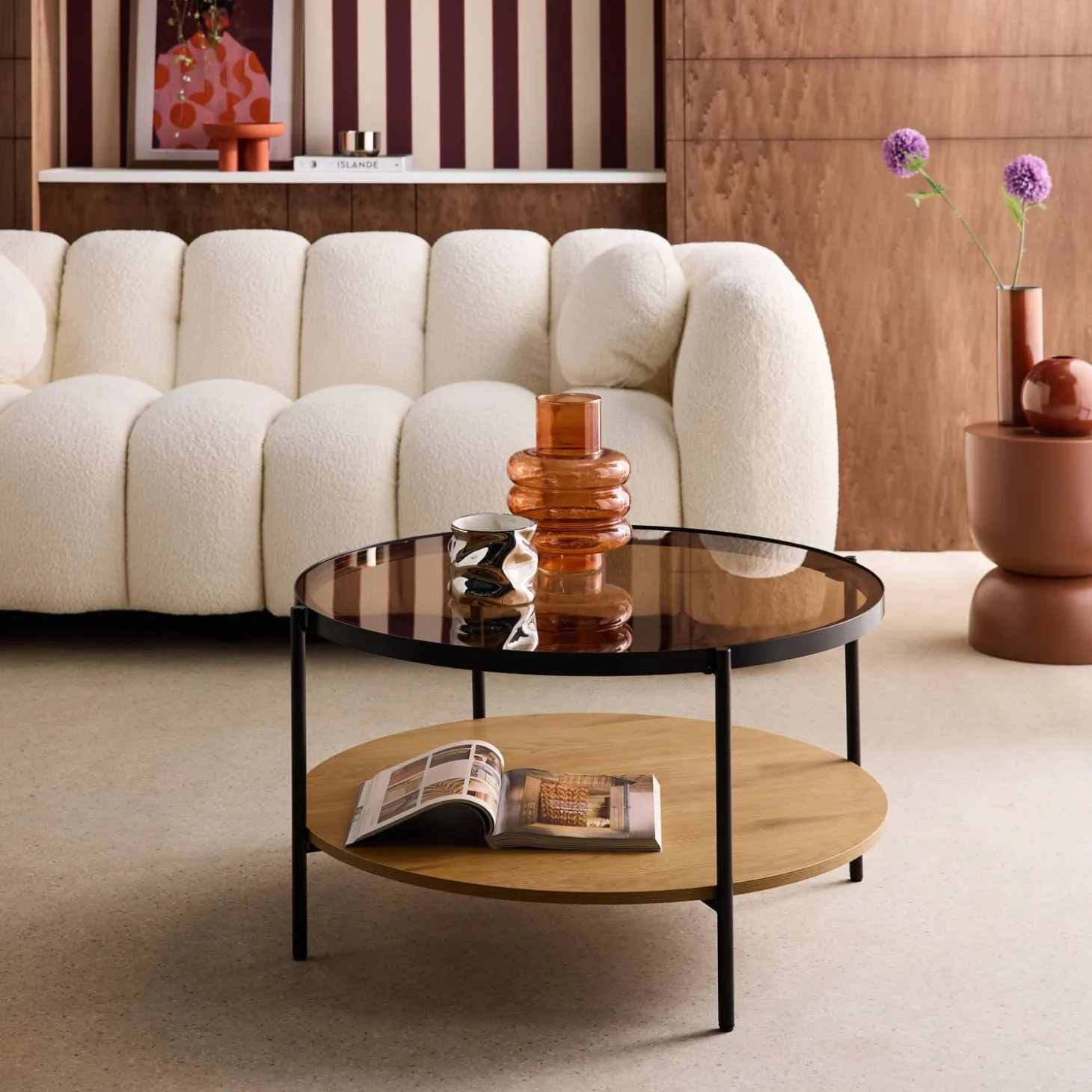 Ronde salontafel met dubbel blad en een materiaalmix