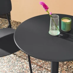 Ronde tuintafel + 2 stoelen staal
