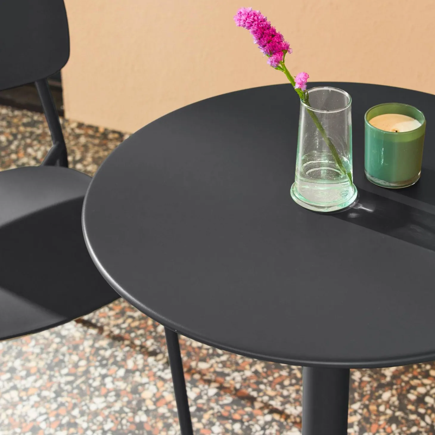 Ronde tuintafel + 2 stoelen staal