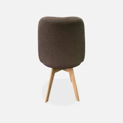 Scandinavische boucléstoel met houten poten (set van 4)