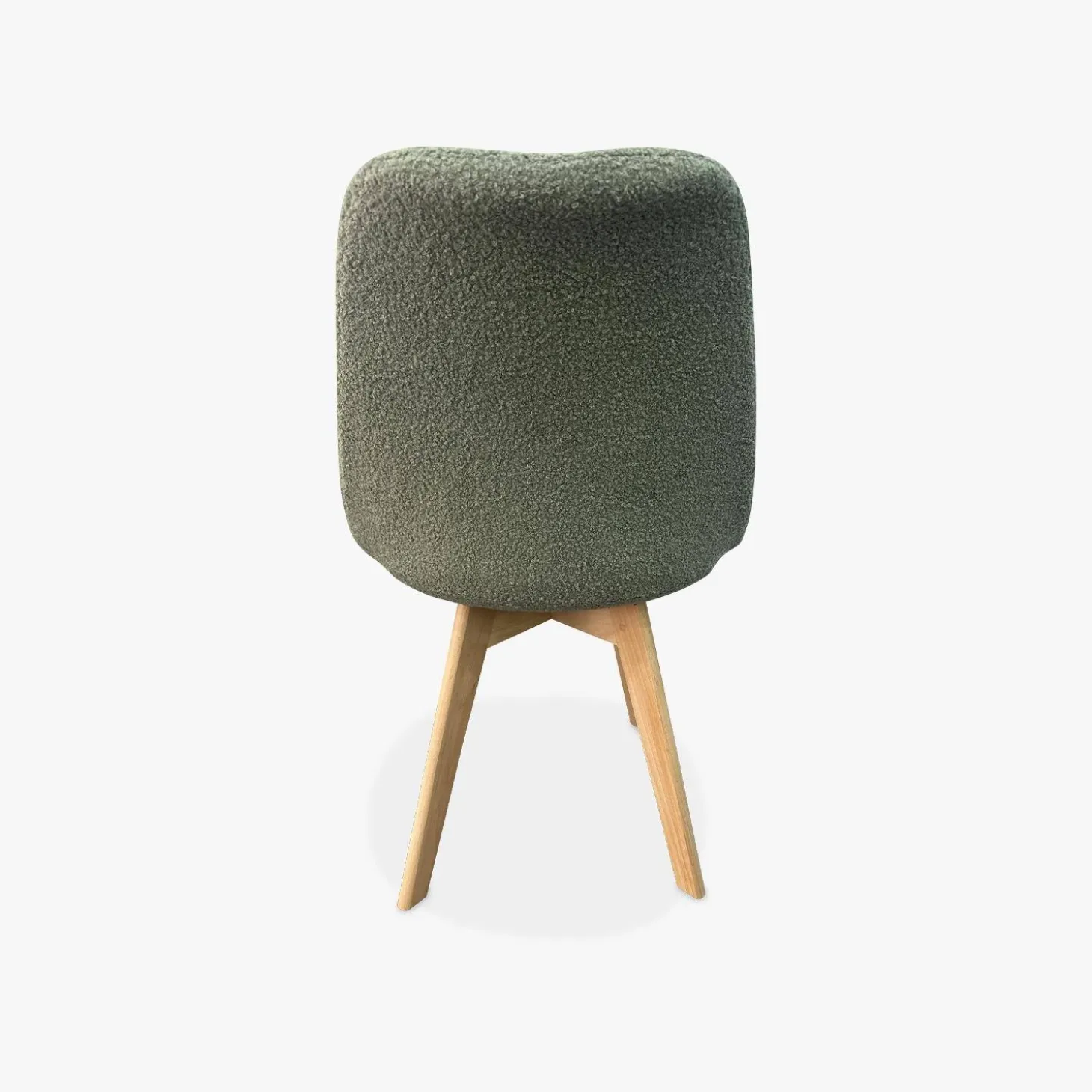 Scandinavische boucléstoel met houten poten (set van 4)