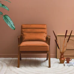 Scandinavische fauteuil van hout en fluweel