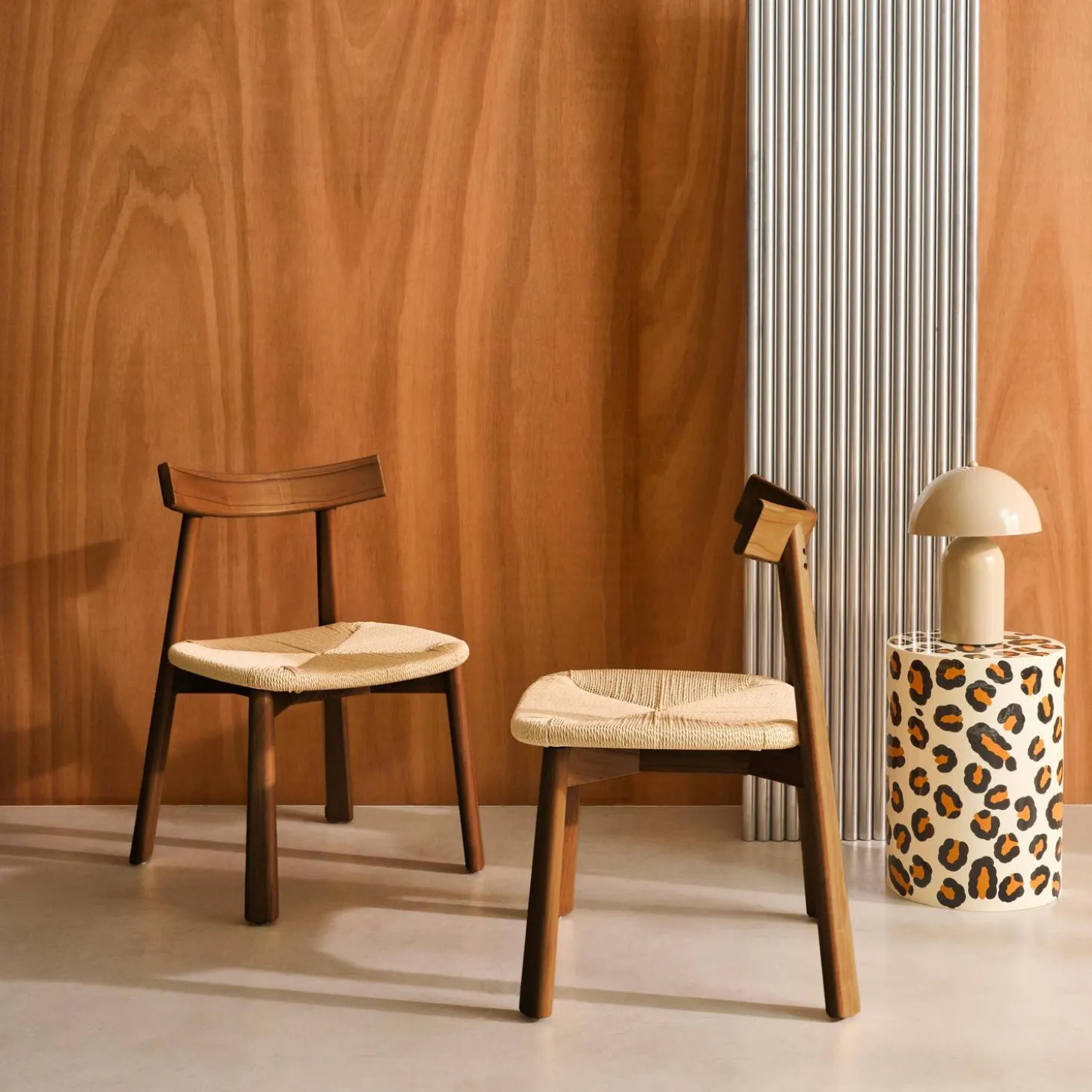 Scandinavische stoelen van rubberhout met zitting van touw (set van 2)
