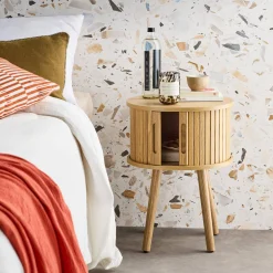 Scandinavisch nachtkastje houtdecor met 2 schuifdeuren