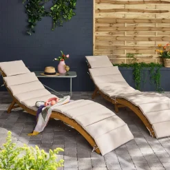 Set van 2 acaciahouten ligstoelen
