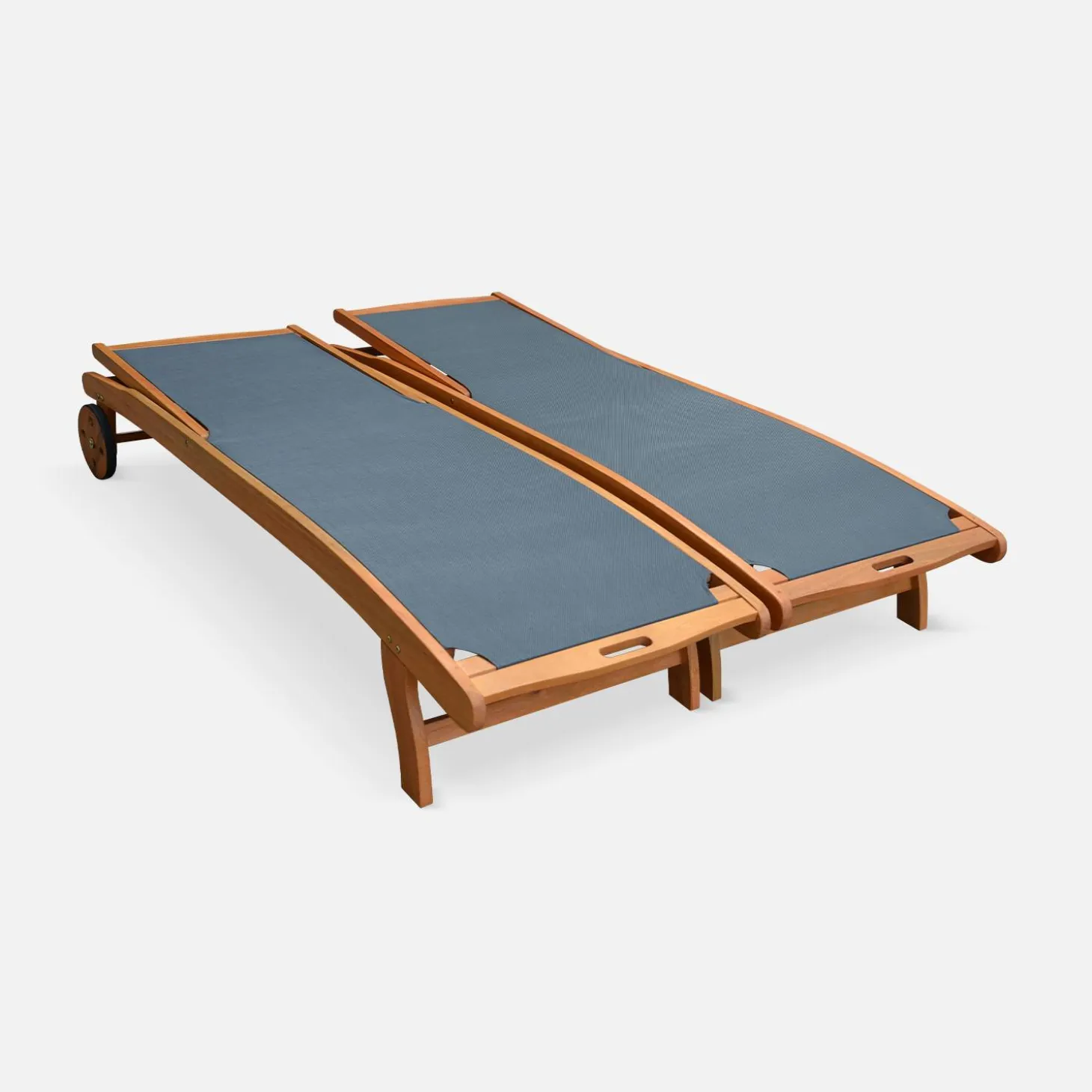 Set van 2 houten ligbedden