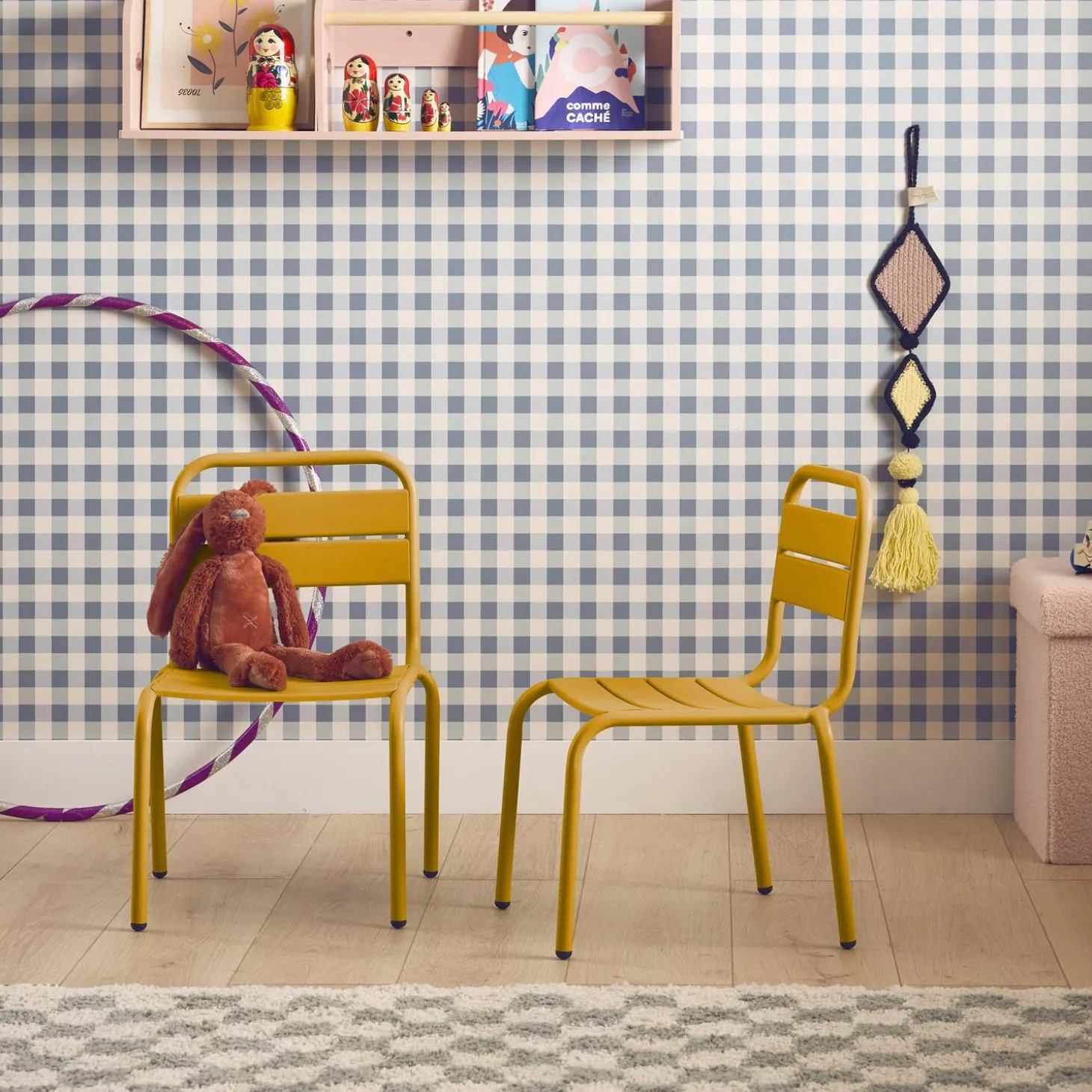 Set van 2 metalen kinderstoelen