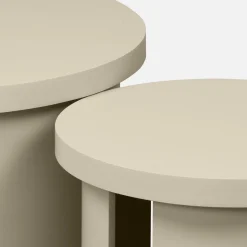 Set van 2 ronde nesttafels, salontafel