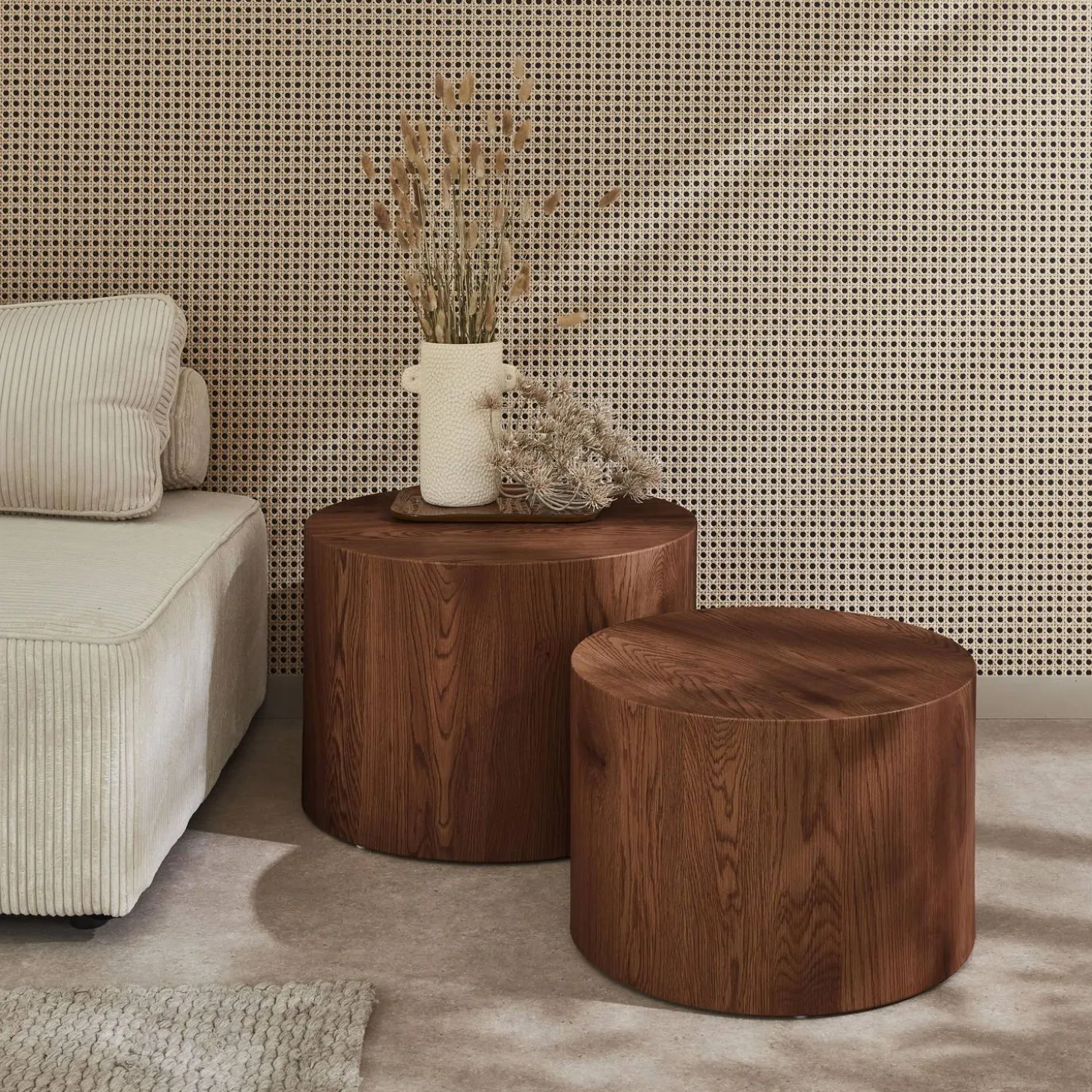 Set van 2 ronde salontafels met houteffect