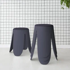 Set van 4 stapelkrukken in boucléstof