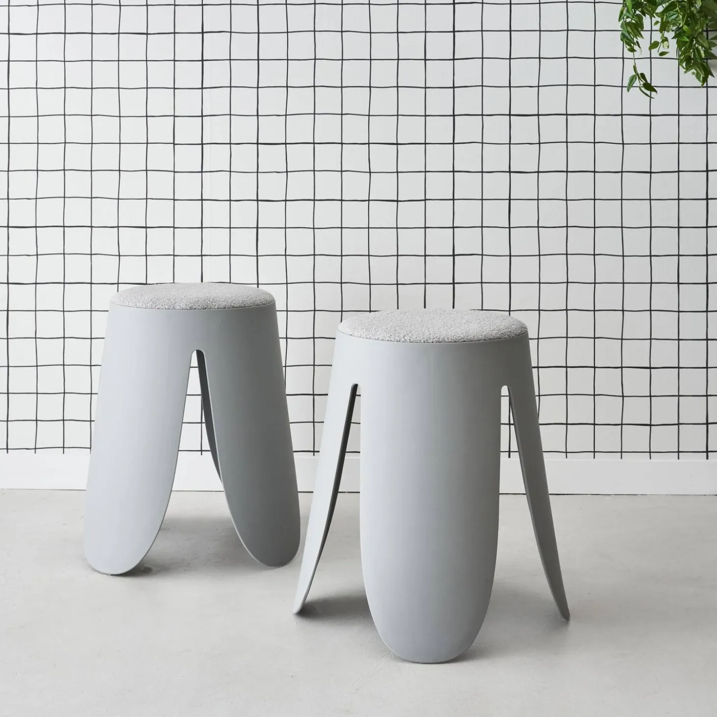 Set van 2 stapelkrukken, Ø30 / 44 x H46cm