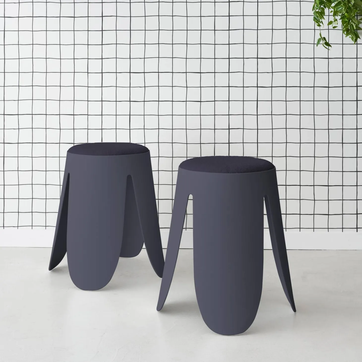 Set van 2 stapelkrukken, Ø30 / 44 x H46cm