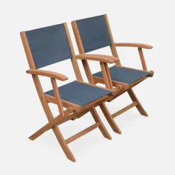 Set van twee houten armstoelen