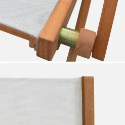 Set van twee houten klapstoelen