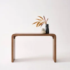 Sidetable van acaciahout