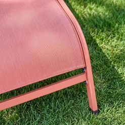 Stapelbare ligstoelen met meerdere posities, hoofdkussen en wieltjes (set van 2)