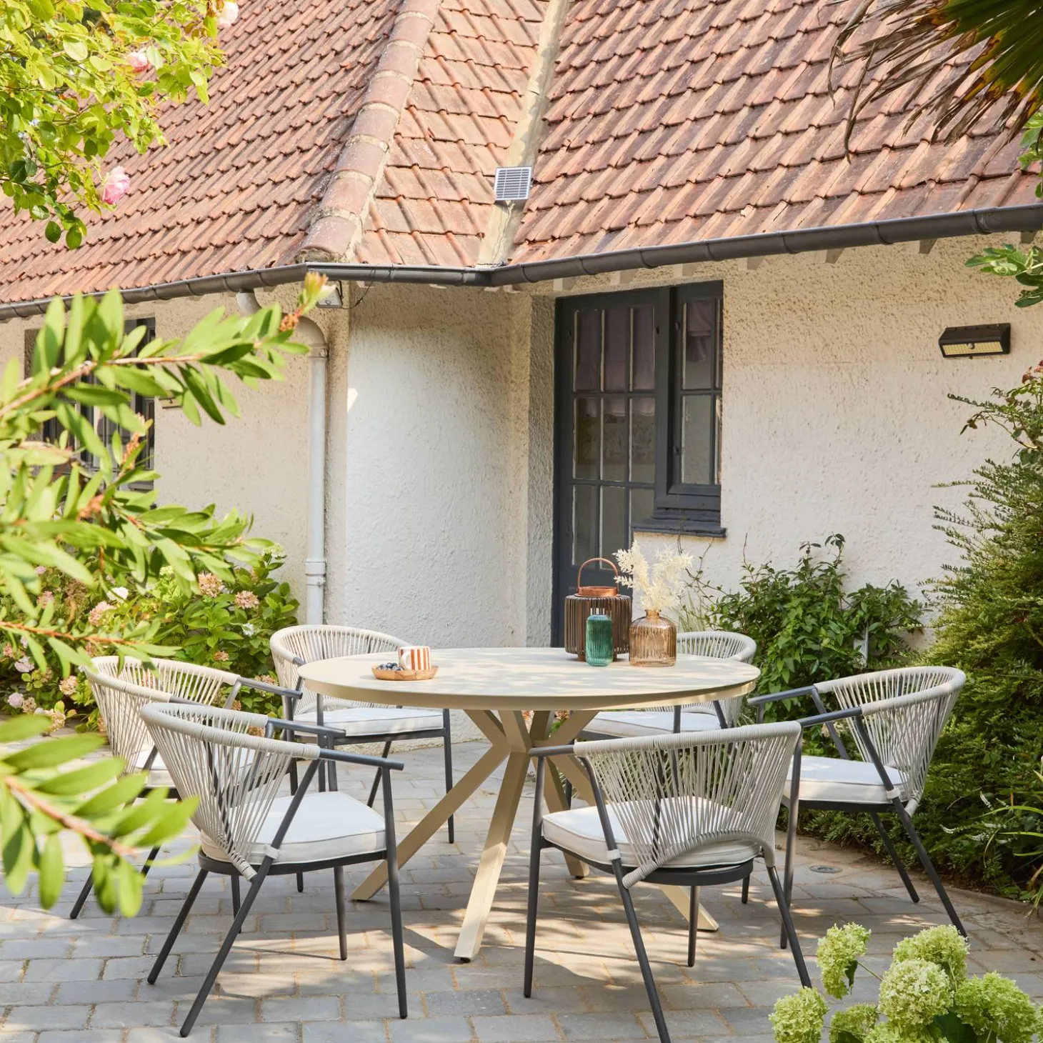 Stapelbare tuinstoelen van staal en touwen (set van 4)