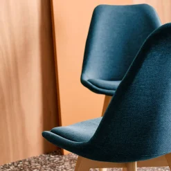 Stoffen Scandinavische stoelen met beukenhouten poten (set van 4)