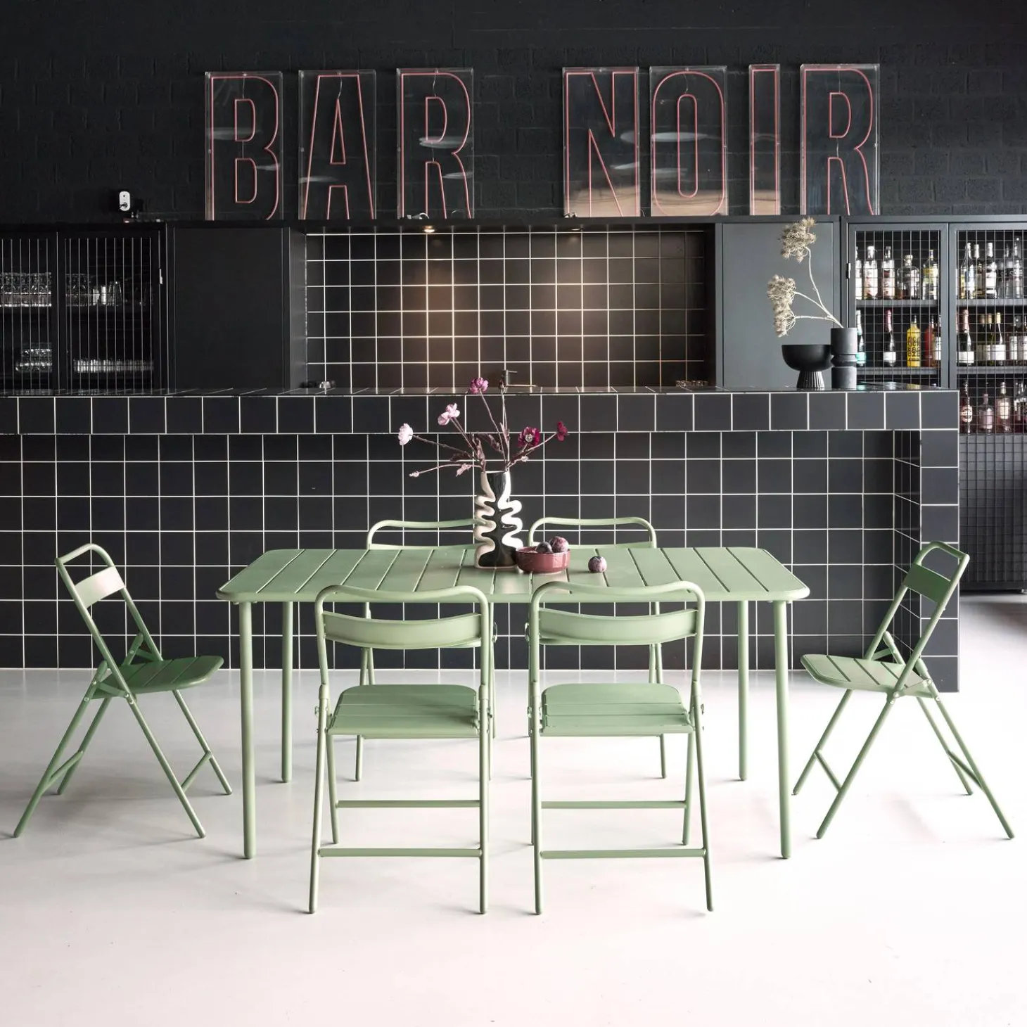 Tuintafel met 6 opklapbare stoelen metaal