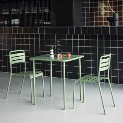 Tuintafel met 2 stoelen