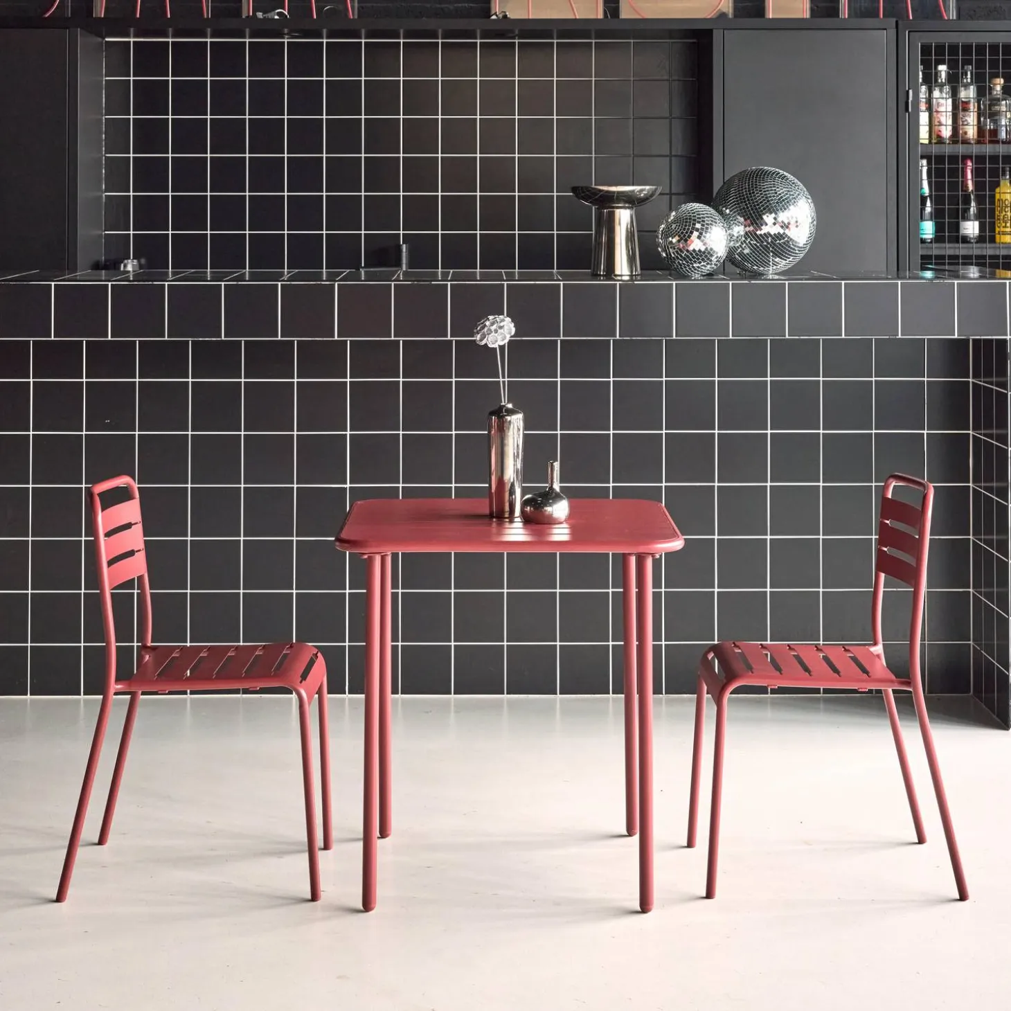 Tuintafel met 2 stoelen