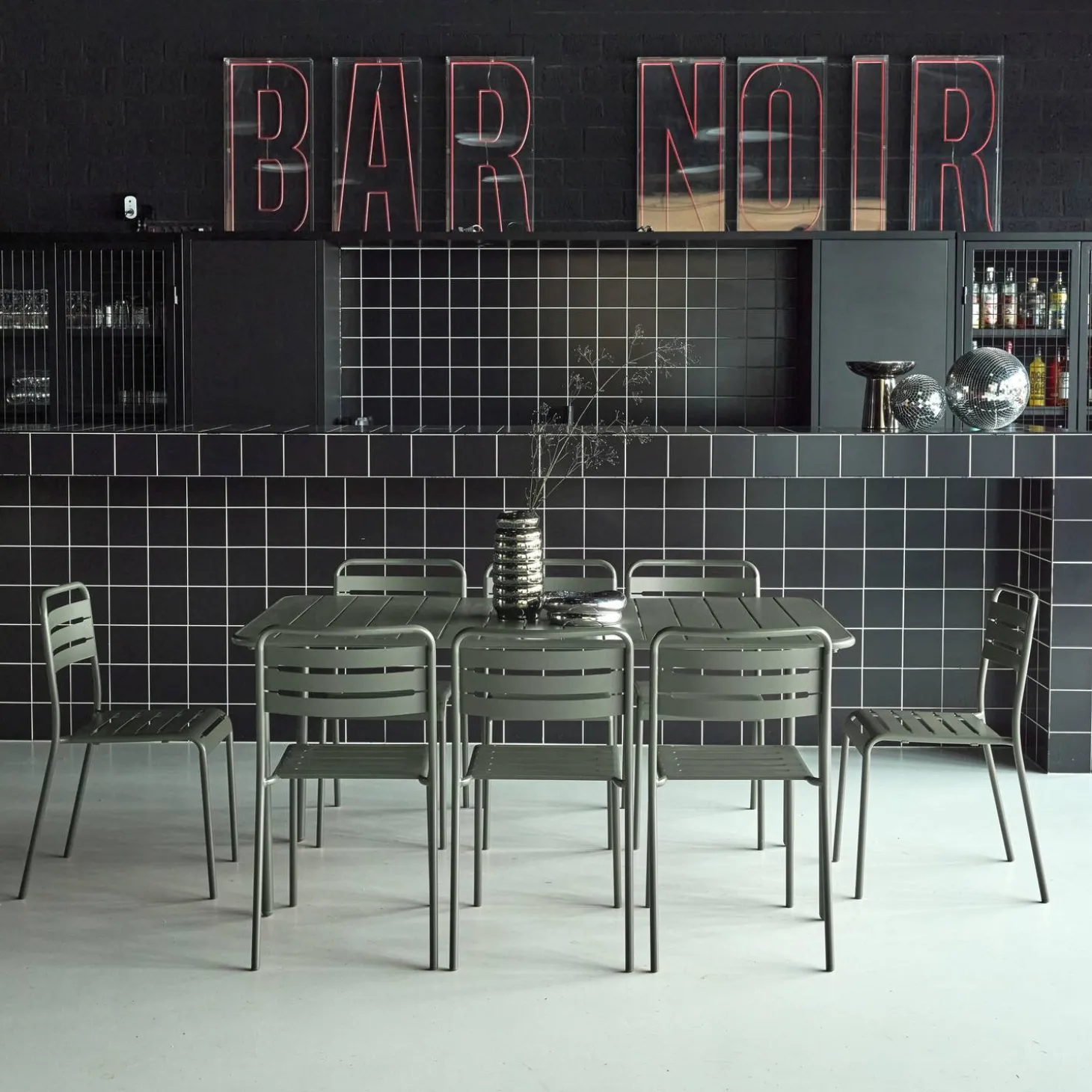 Tuintafel met 8 stoelen metaal