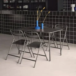 Tuintafel + 4 opklapbare stoelen metaal
