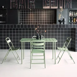 Tuintafel + 4 opklapbare stoelen metaal