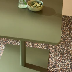 Tuintafel 2-persoons vierkant bistro van staal