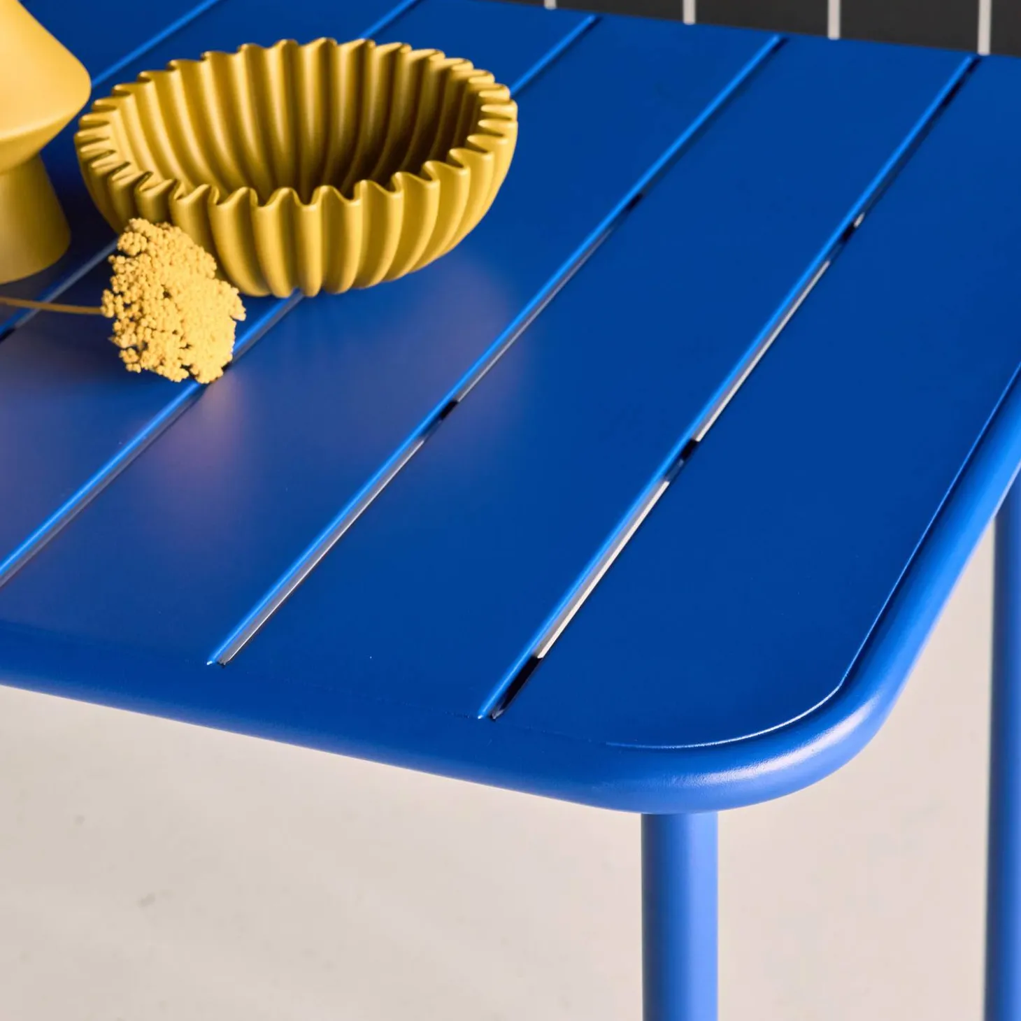 Tuintafel 6-8 plaatsen metaal