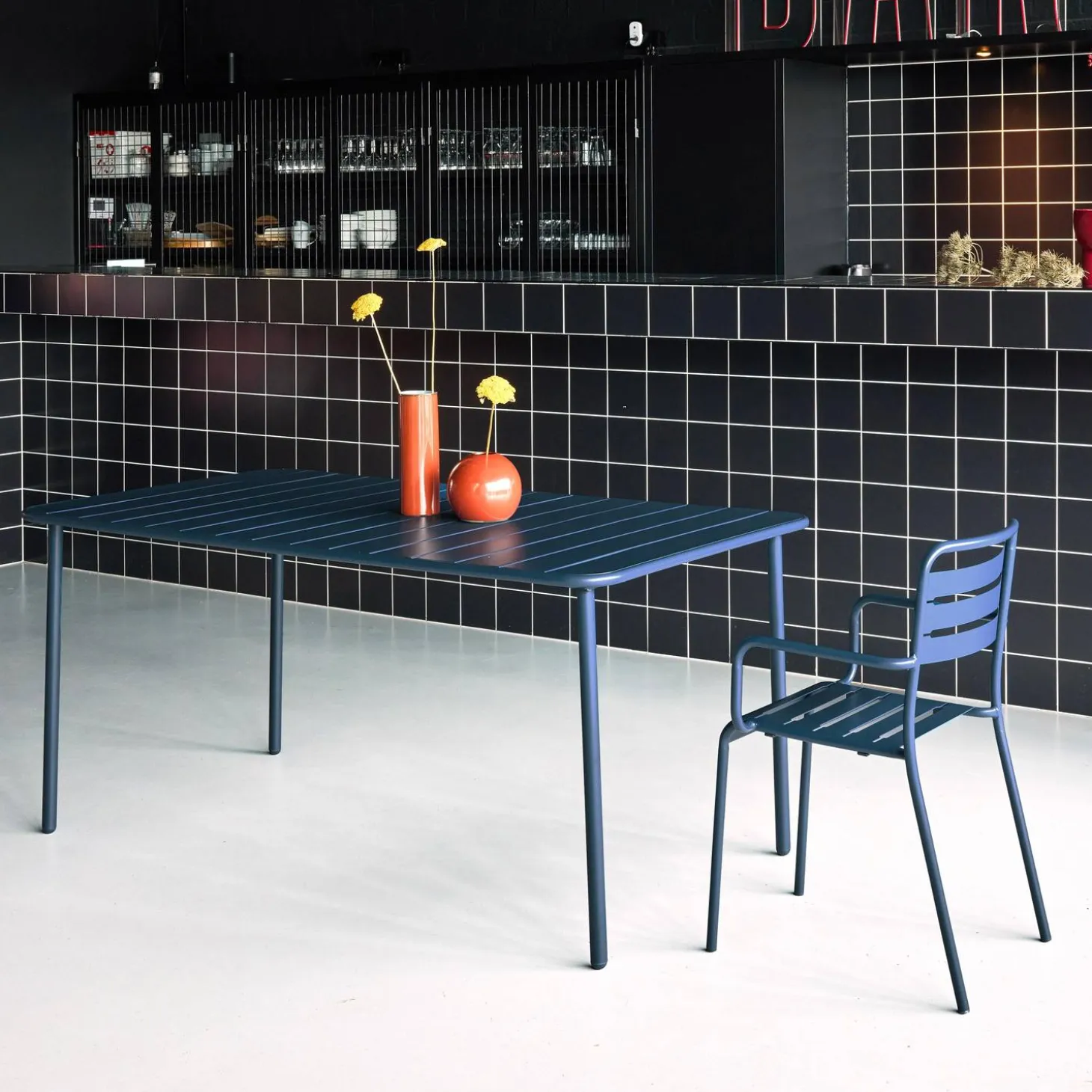 Tuintafel 6-8 plaatsen metaal