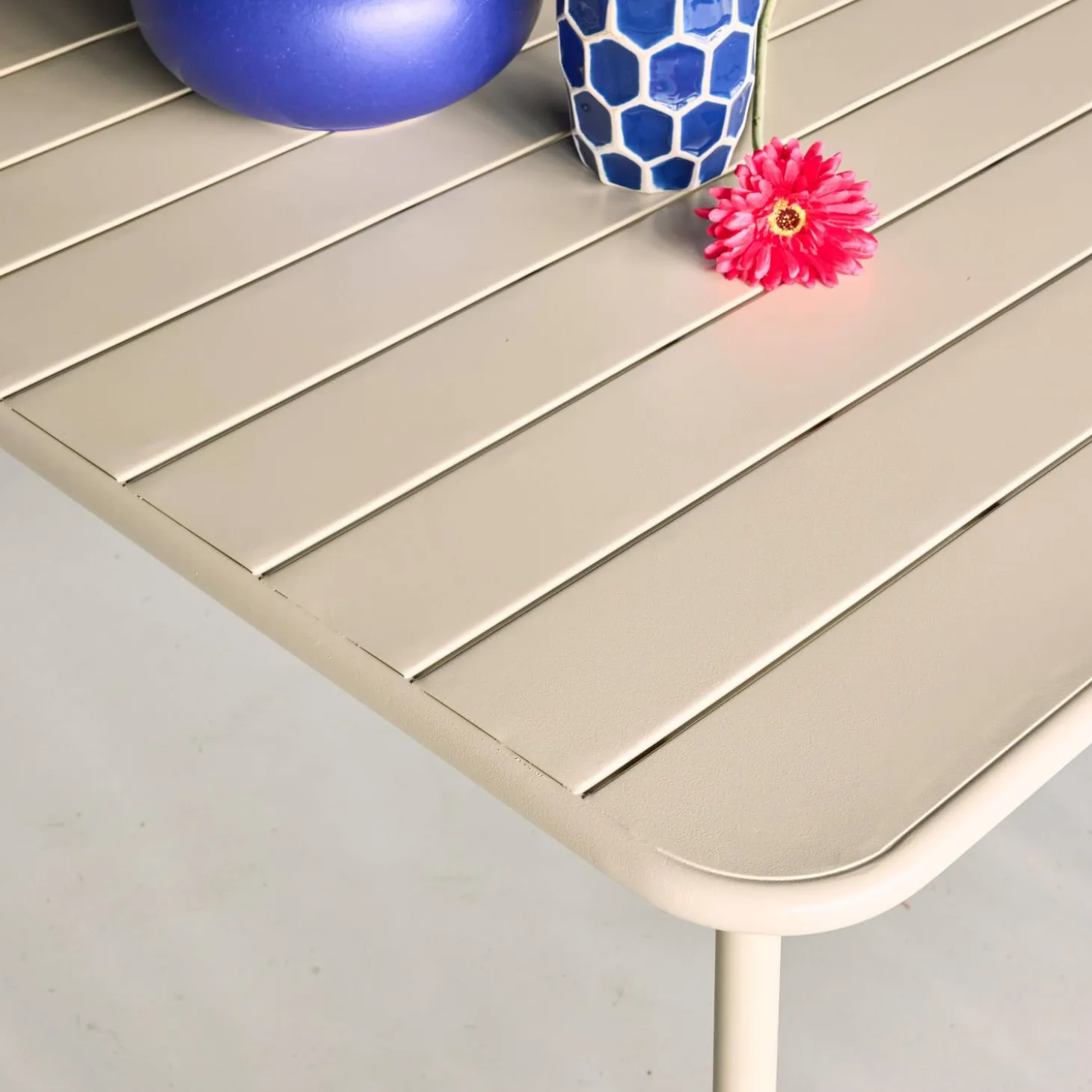 Tuintafel 6-8 plaatsen metaal