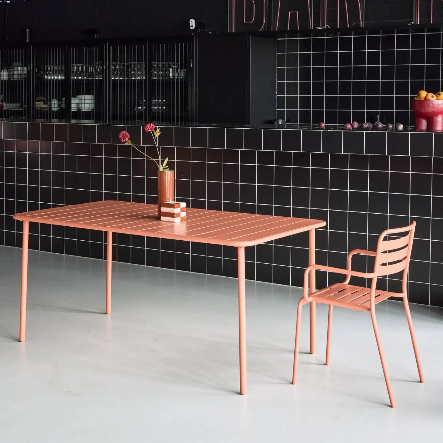 Tuintafel 6-8 plaatsen metaal
