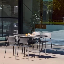 Tuintafel + 4 stoelen metaal