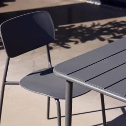 Tuintafel + 4 stoelen metaal