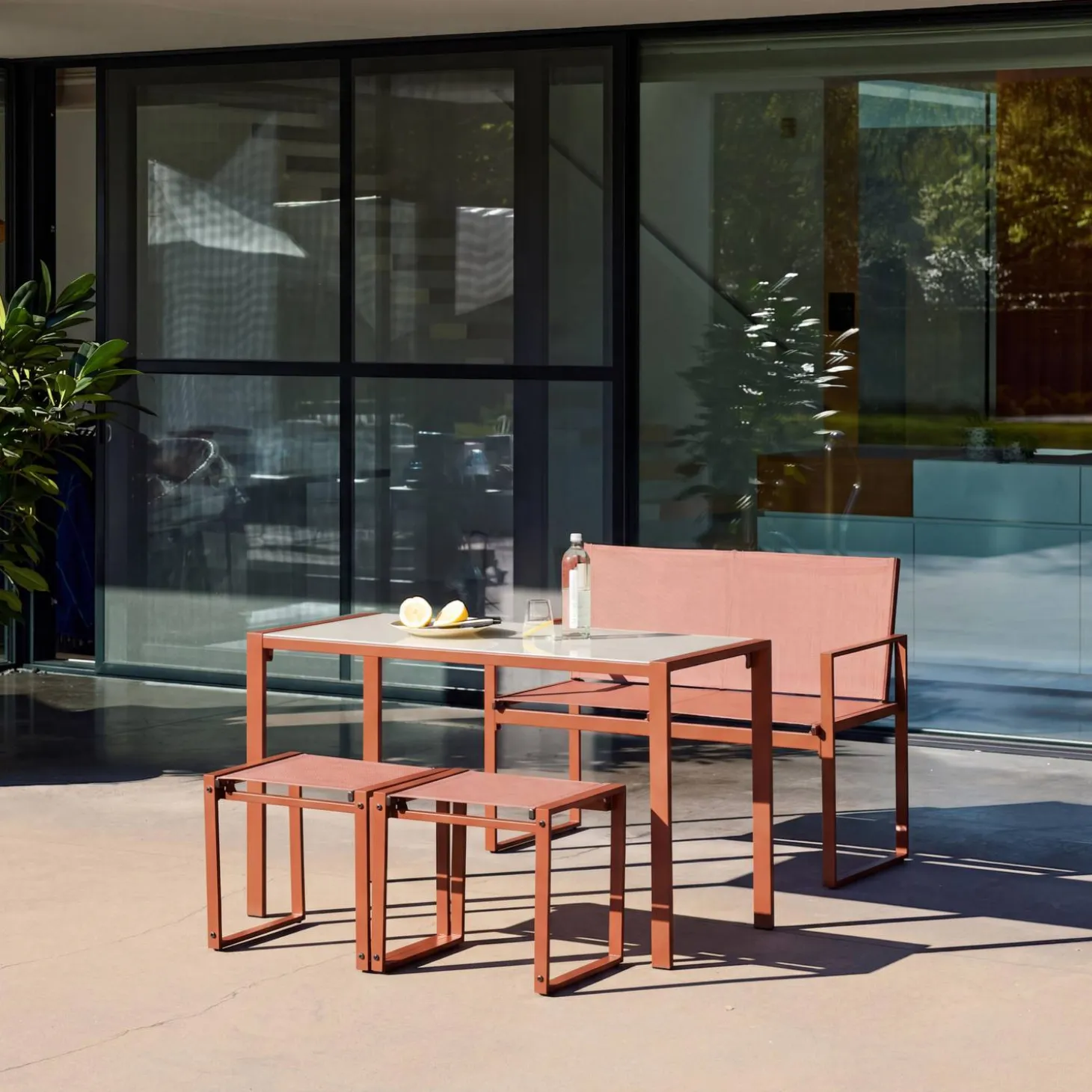 Tuintafel + 4 zitplaatsen inschuifbare set van staal en textileen