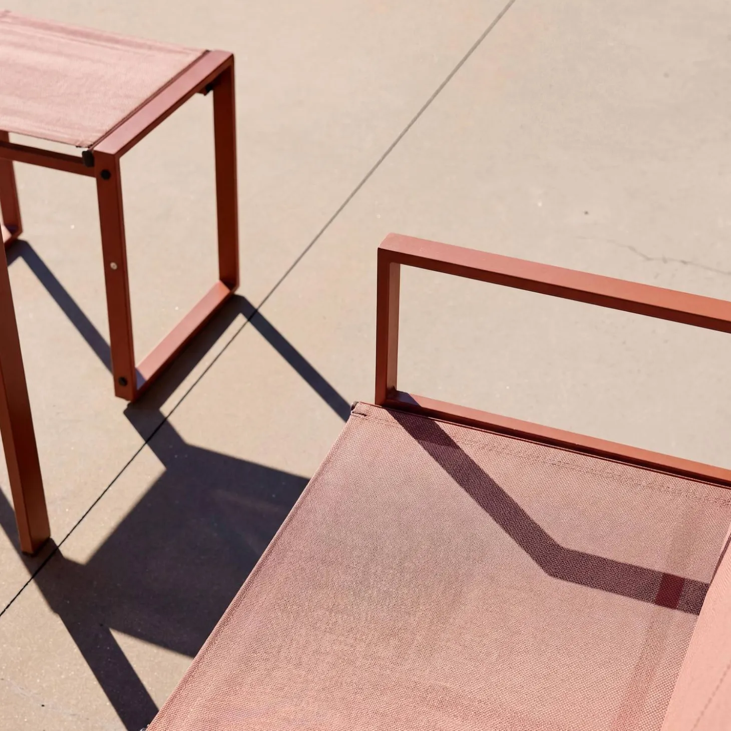 Tuintafel + 4 zitplaatsen inschuifbare set van staal en textileen