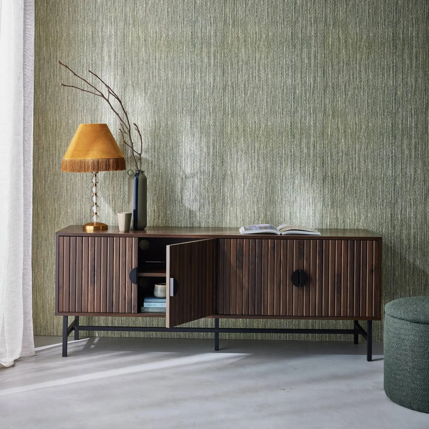 TV-meubel, gegroefd houtkleurig decor, Bazalt