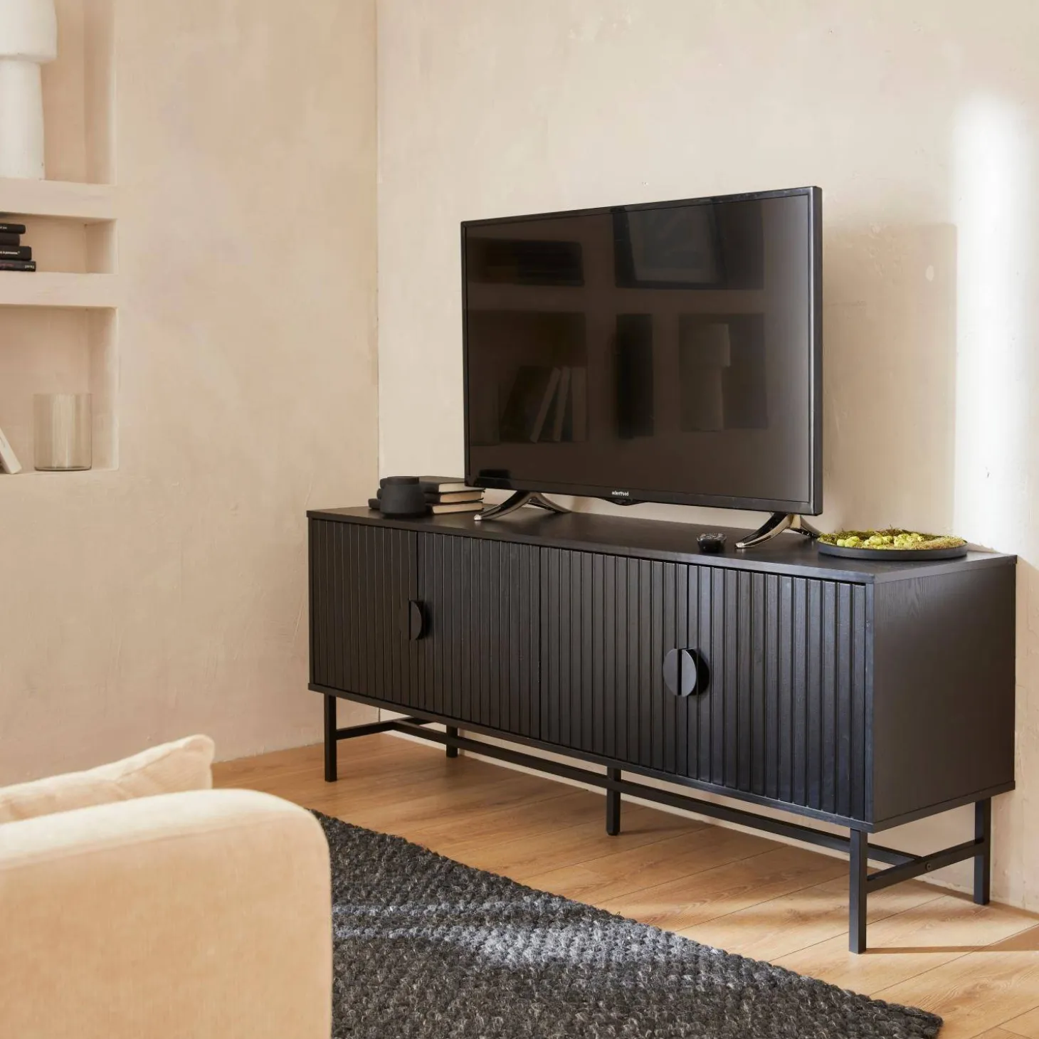 TV-meubel, gegroefd houtkleurig decor, Bazalt