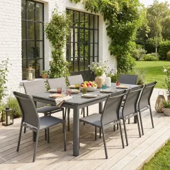 Uitschuifbare aluminium tuintafel en 8 stoelen
