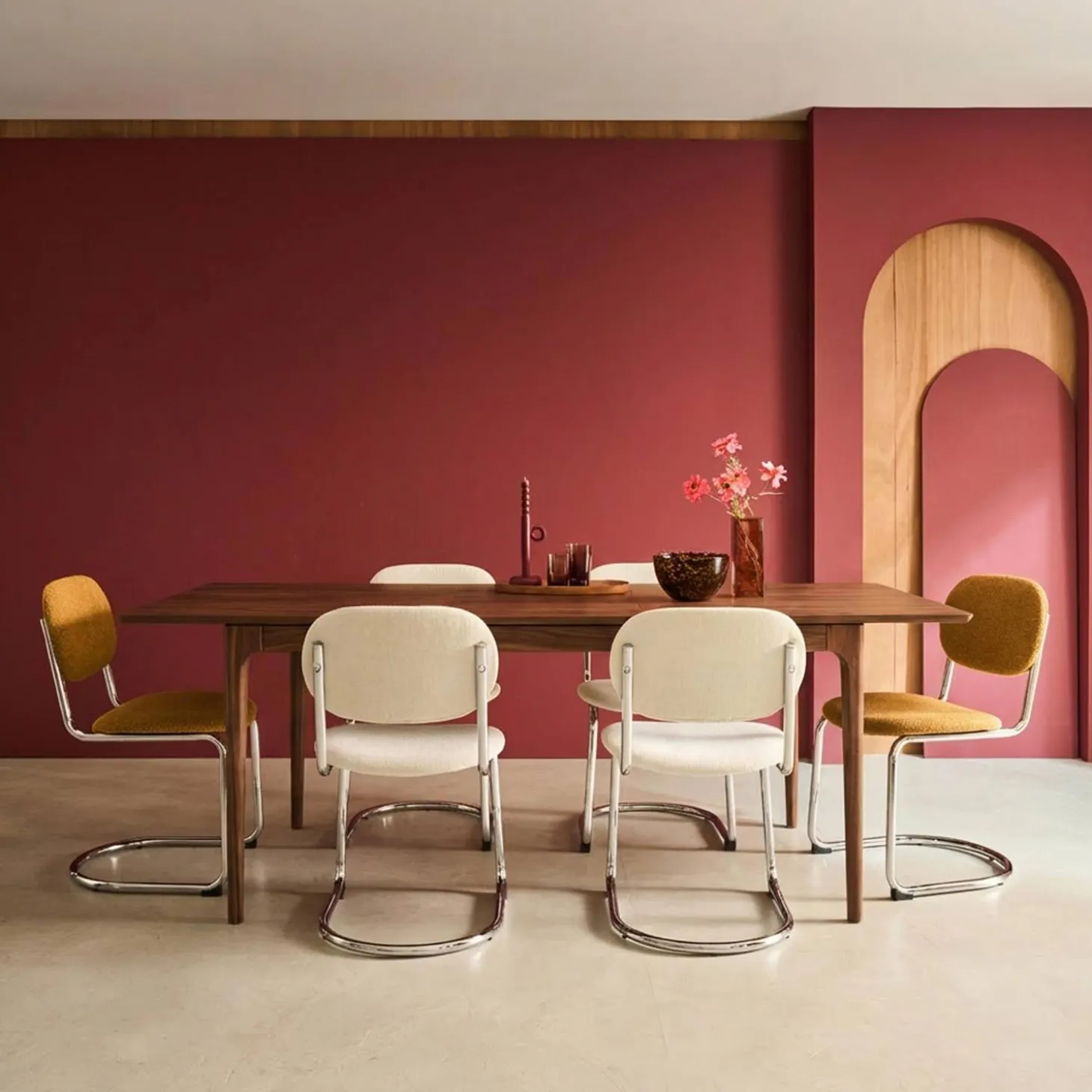 Uitschuifbare eettafel rechthoekig rubberhout en essenfineer 6-8 plaatsen