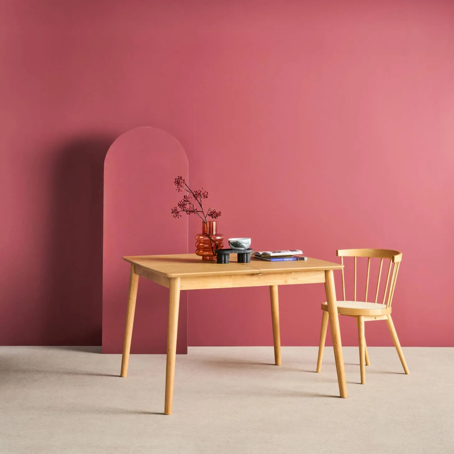 Uitschuifbare rechthoekige eettafel rubberhout en eikenfineer 4-6 plaatsen