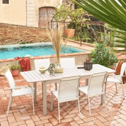 Uitschuifbare tuintafel van aluminium, 6 stoelen, waarvan 2 met armleuning