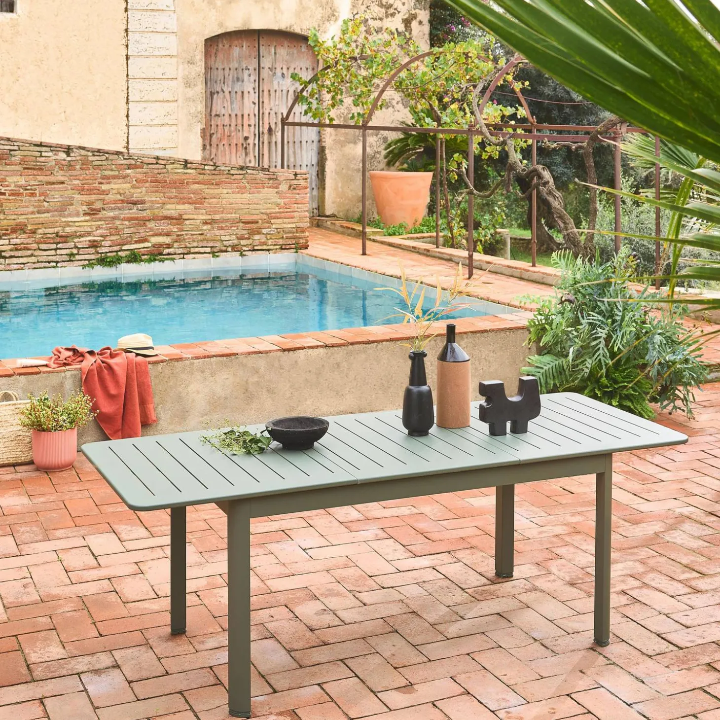 Uitschuifbare tuintafel van aluminium, 6 plaatsen