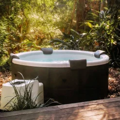 Vaste spa 6 plaatsen 180cm rond hydromassage afdekzeil + hoes + 8 filters
