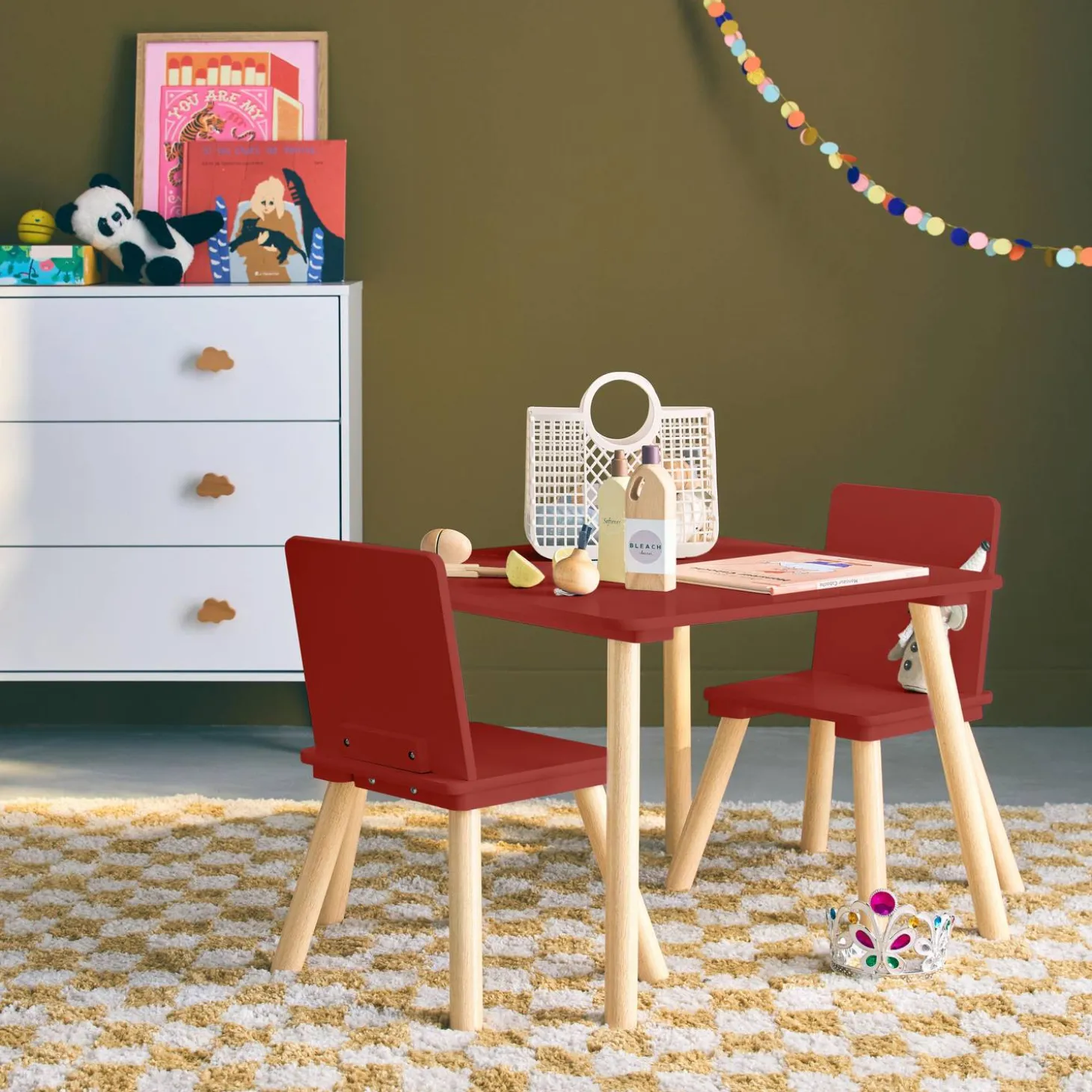 Vierkante kindertafel grenenhout 2 stoelen