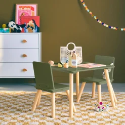 Vierkante kindertafel grenenhout 2 stoelen