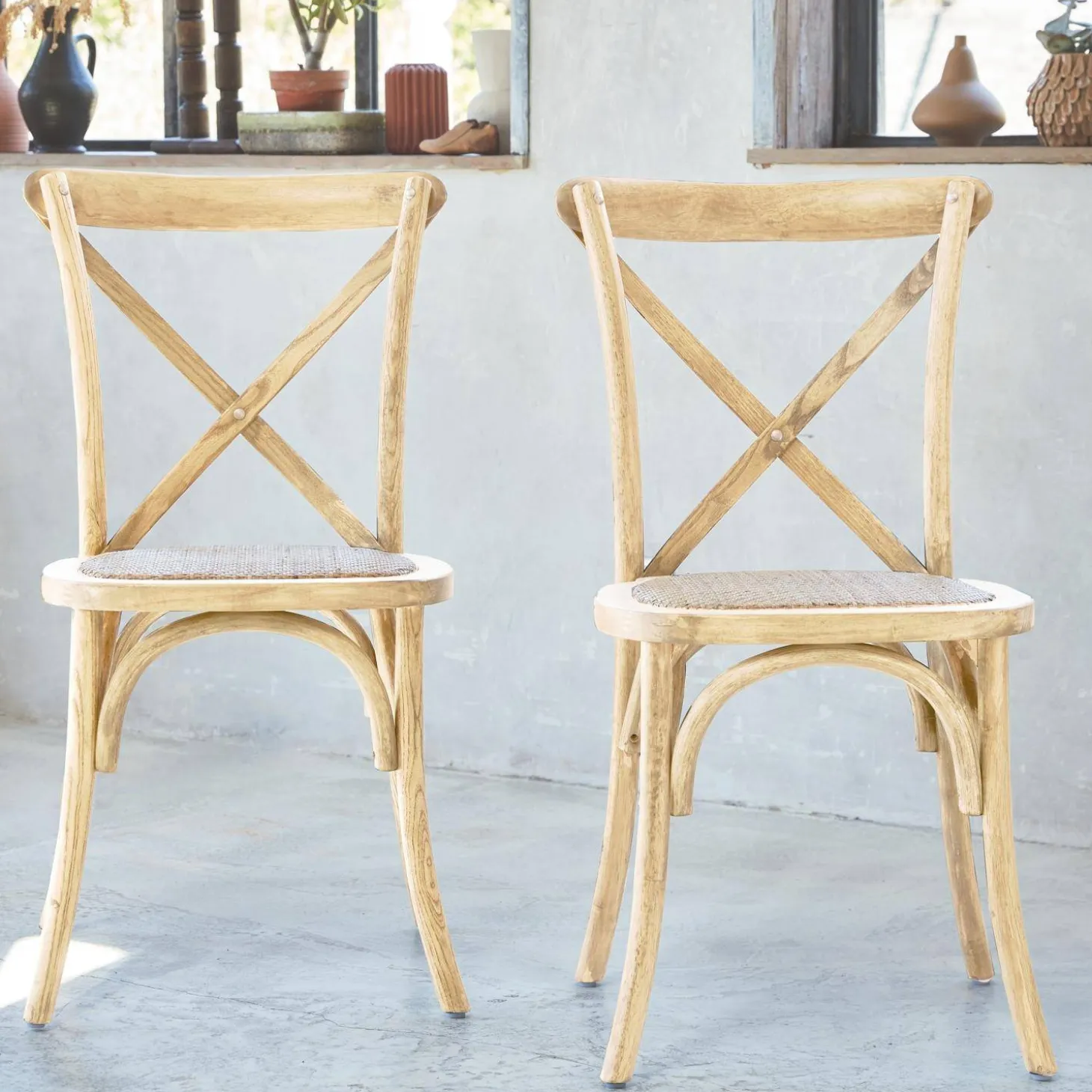 Vintage rubberhouten bistrostoelen (set van 2)